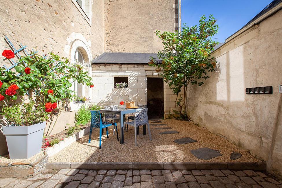 Bed and breakfast Confidences Escale à Brissac Extérieur photo